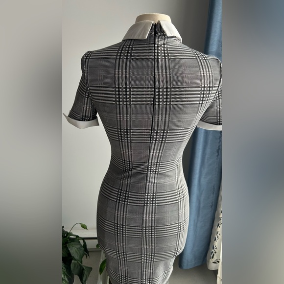 Tailored bodycon dress - Picture 4 of 5